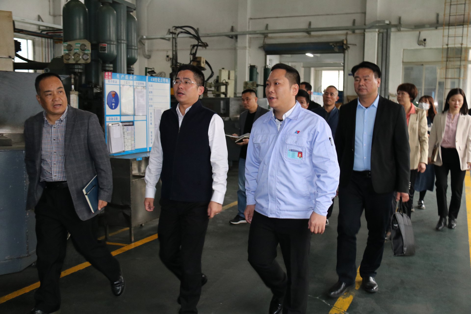 高要區(qū)領導蒞臨我司進行調研考察工作